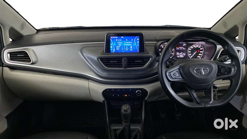 Tata Altroz Xm Plus Petrol, 2023, Petrol