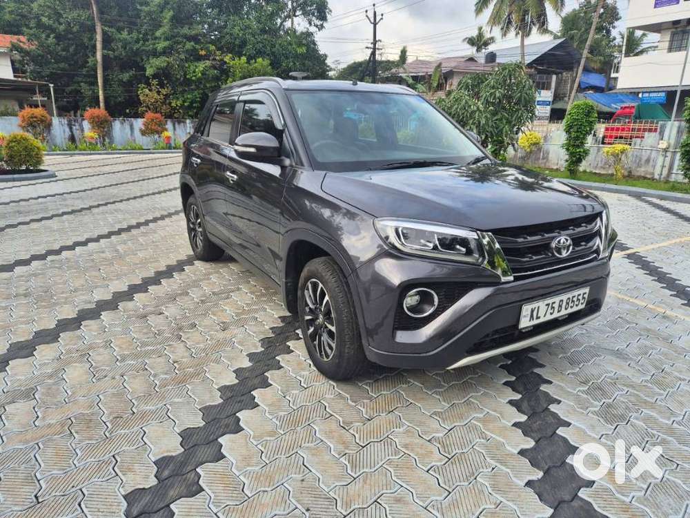 Toyota Urban Cruiser 1.5 Premium Grade At, 2022, Petrol