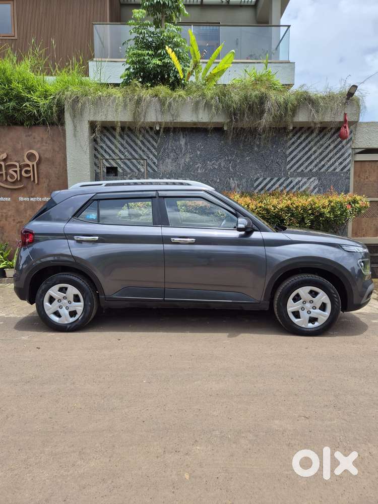 Hyundai Venue 1.2 S Plus, 2021, Petrol