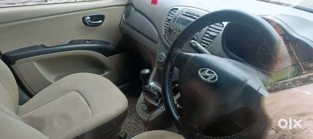Hyundai I10 Sportz 2011 Model