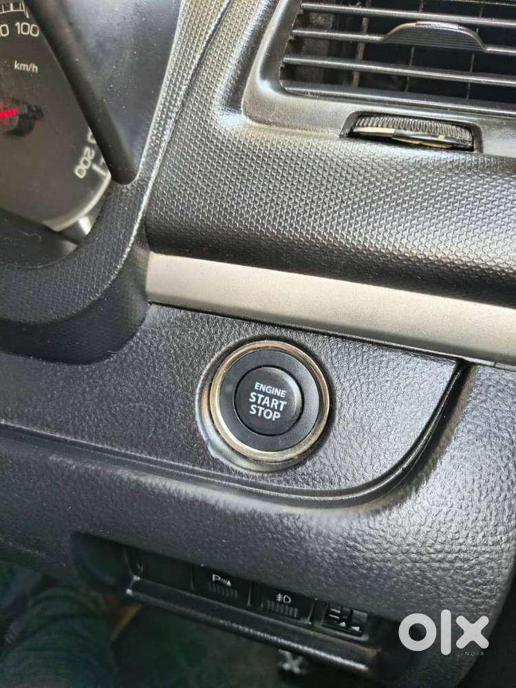 Maruti Suzuki Swift Zdi Plus, 2015, Diesel