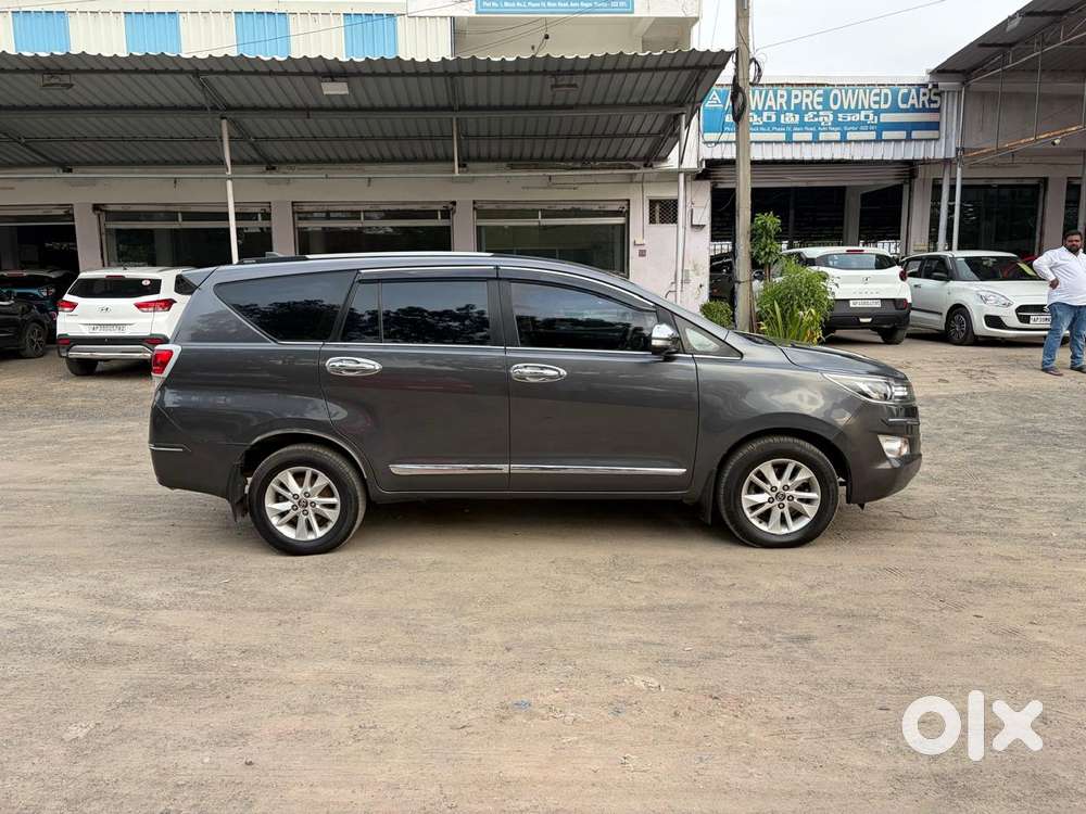 Toyota Innova Crysta Zx 2.4 Diesel 7 Seater, 2017, Diesel