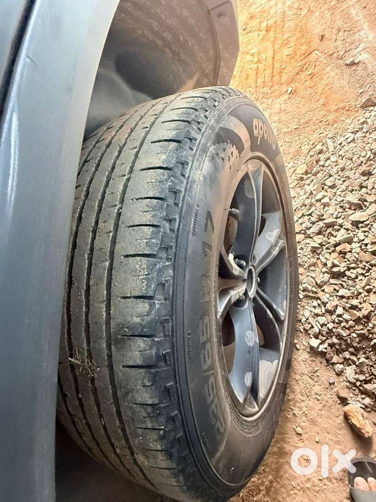 Gadi Puri Ok H Bus Front Glass Halka Crack H Baki Gadi Puri Ok H