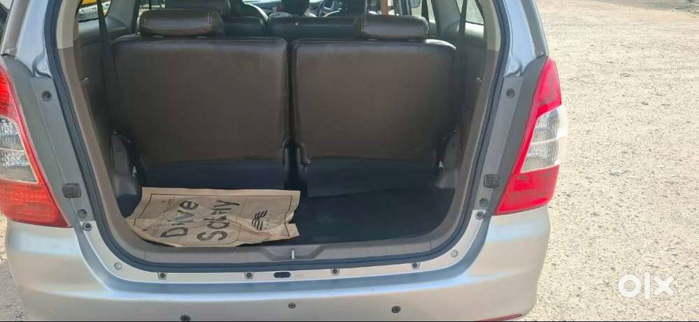 Toyota Innova 2.5 2015 Variant Z5g - Family Owned