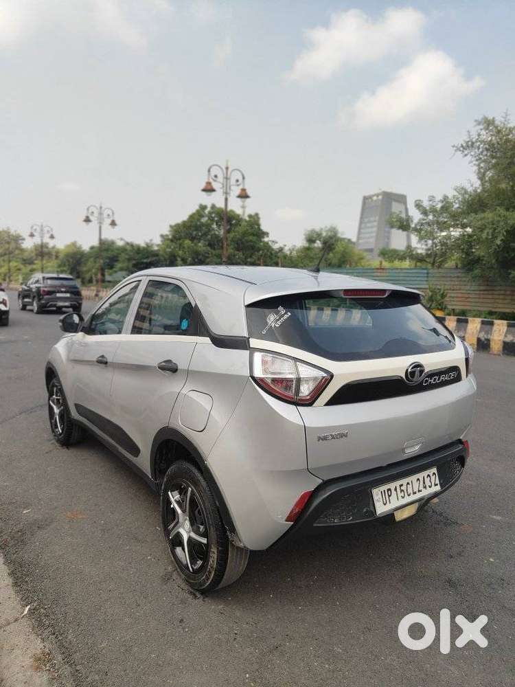 Tata Nexon 1.5 Revotorq Xm (s), 2017, Diesel