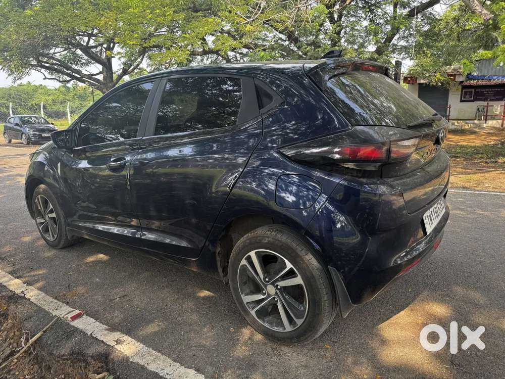 Tata Altroz Xz Plus (s), 2024, Petrol