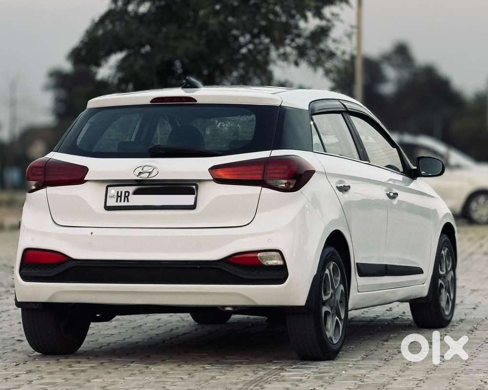 Hyundai I20 Asta (o) 1.2 Mt, 2020, Petrol