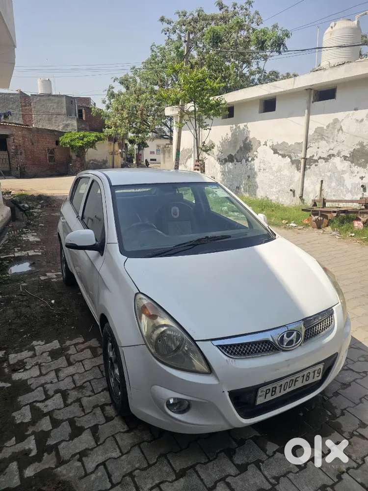 Hyundai I20 2011 Diesel 76000 Km Driven