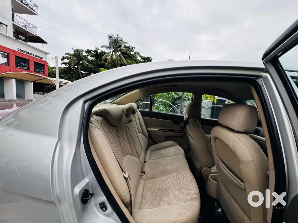 Hyundai Verna 2009 Petrol Well Maintained