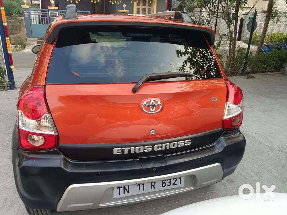 Toyota Etios Cross 1.2l G, 2016, Petrol