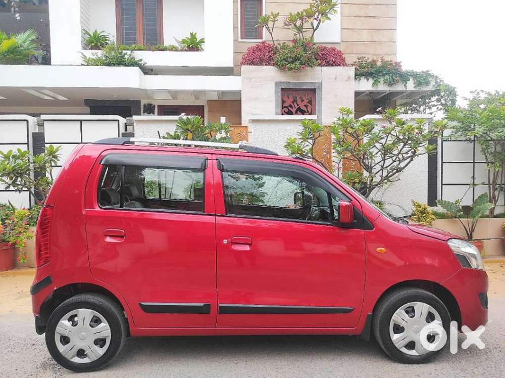 Maruti Suzuki Wagon R Vxi 1.0, 2016, Petrol