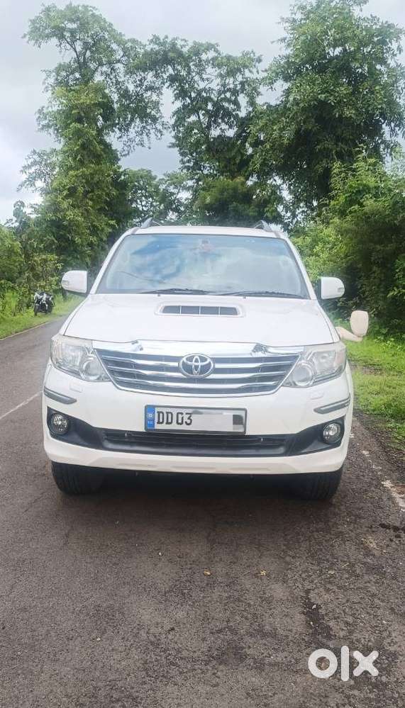 Toyota Fortuner 3.0 4x2 Mt, 2014, Diesel