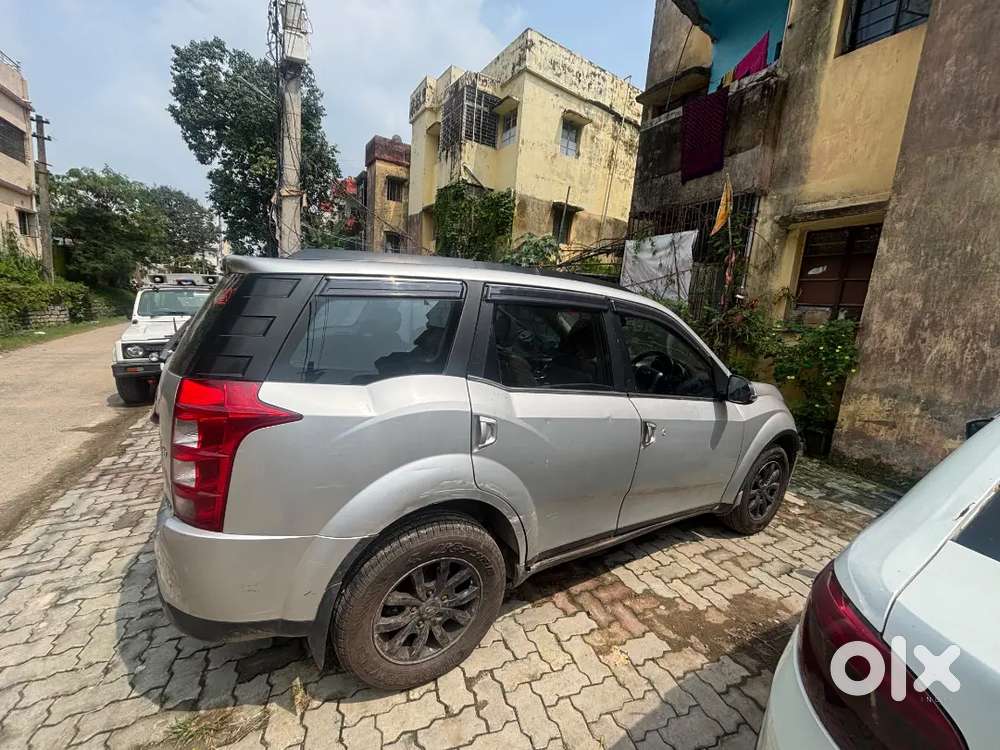 Mahindra Xuv500 2wd 2017