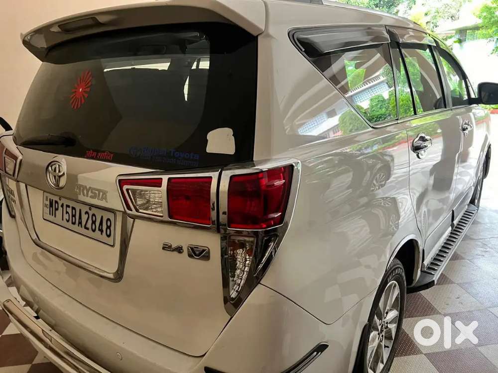Toyota Innova Crysta 2017