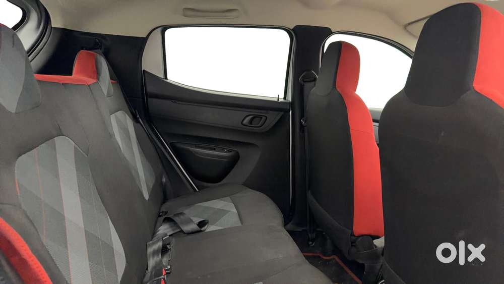 Renault Kwid 1.0 Rxt Amt, 2022, Petrol