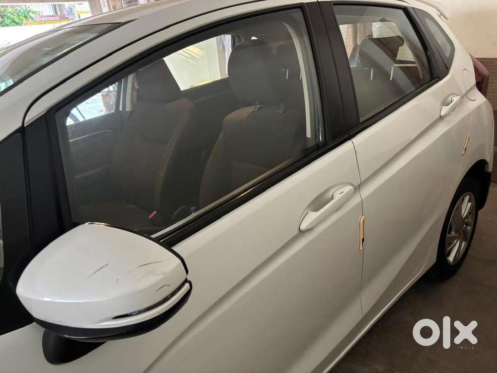 Honda Jazz 2017 Petrol 27700 Km Driven