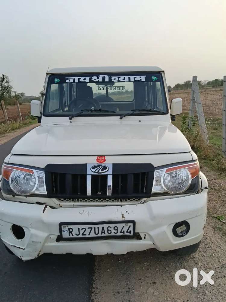 Bolero Slx 7 सीटर
