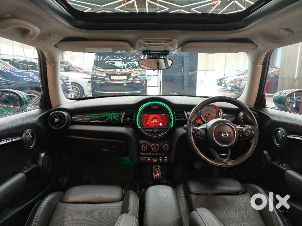 Mini Cooper 3 Door John Works, 2020, Petrol