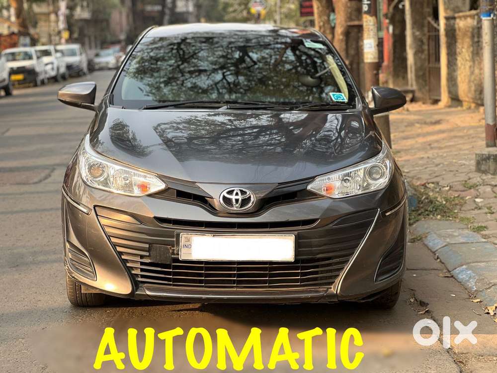 Toyota Yaris J Cvt, 2018, Petrol