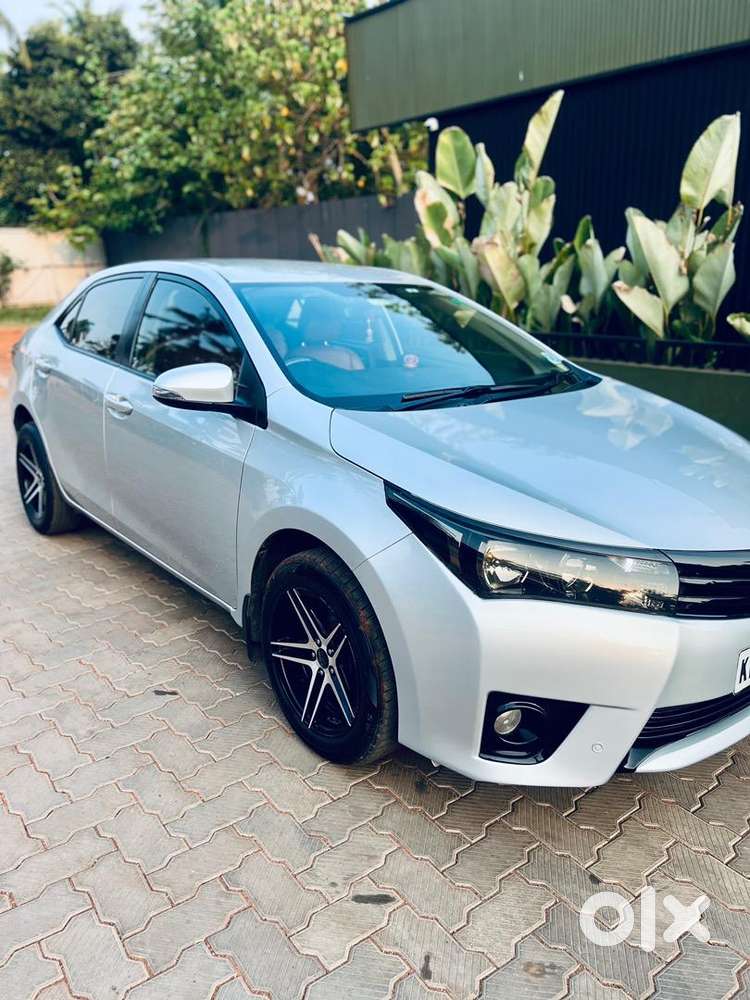 Toyota Corolla Altis Original Kerala 2014 Diesel Well Maintained