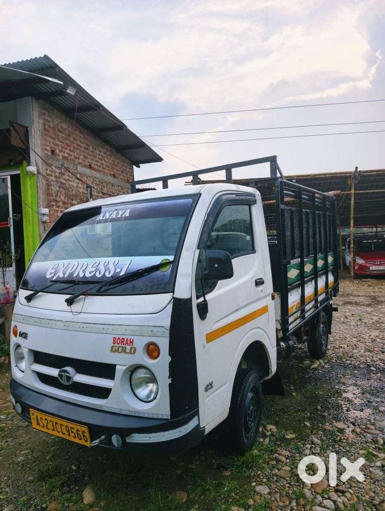 Tata Curvv Creative 1.2 Revotron Petrol 6mt, 2022, Petrol