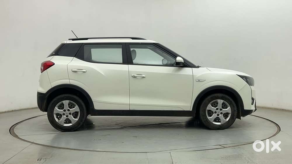 Mahindra Xuv300 1.2 W6 Amt Petrol, 2022, Petrol