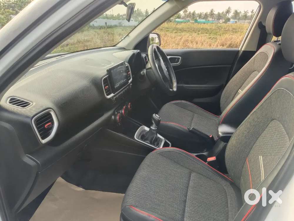 Hyundai Venue Diesel Manual 2020