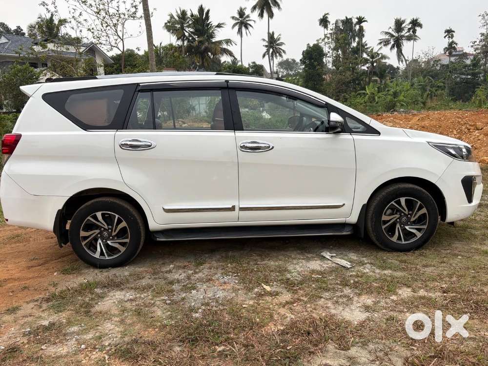 Perfect Family Suv: Toyota Innova Crysta In Mint Condition