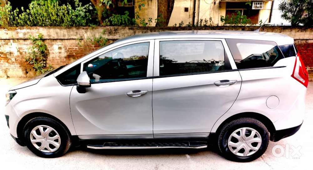 Mahindra Marazzo M4, 2018, Diesel