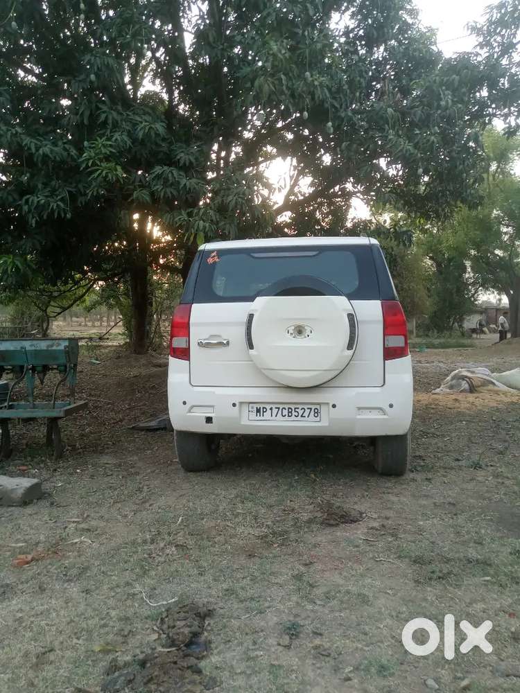 Mahindra Tuv 300 2016