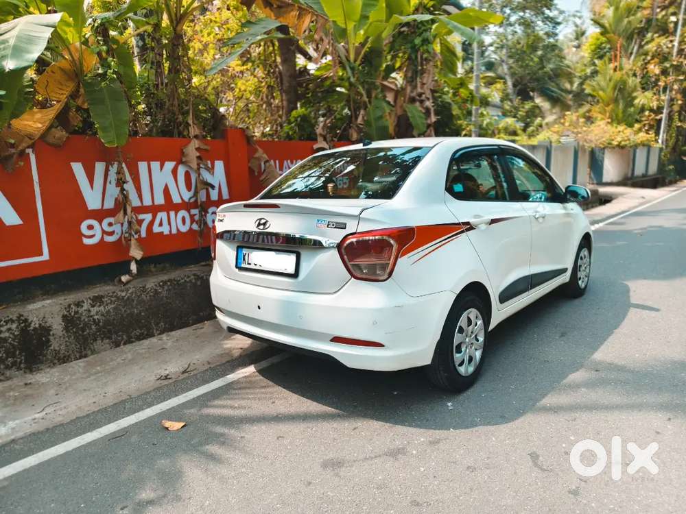 Hyundai Xcent 2016 Diesel Well Maintained