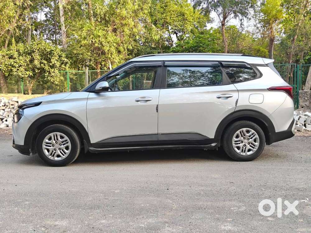 Kia Carnival Prestige, 2023, Cng & Hybrids
