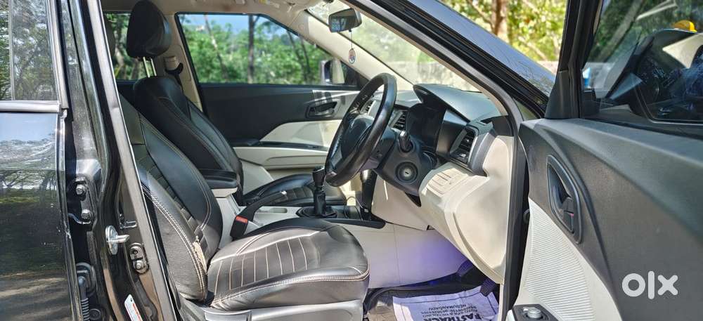 Mahindra Xuv300 W4 Diesel, 2023, Diesel