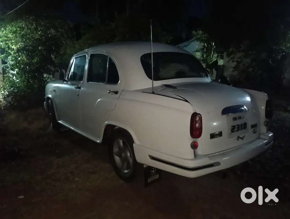 Ambassador Grand 2000 Ps 2005