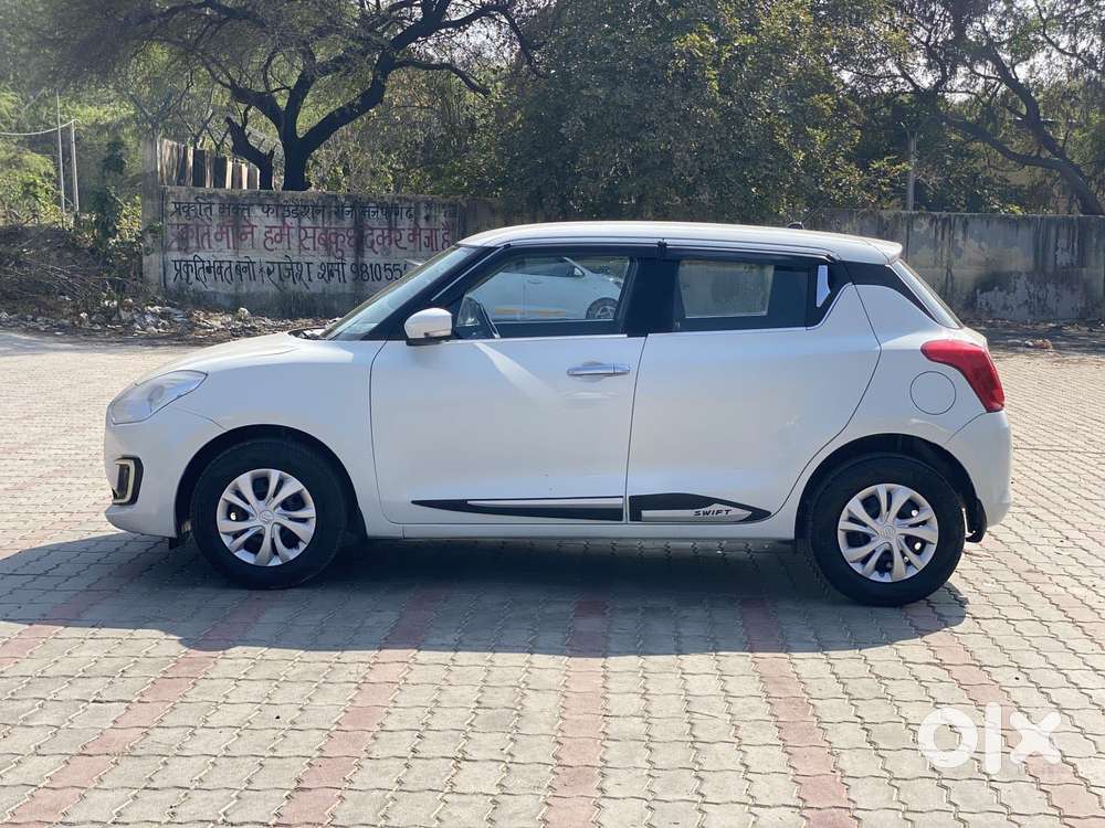 Maruti Suzuki Swift Vxi Optional, 2020, Petrol