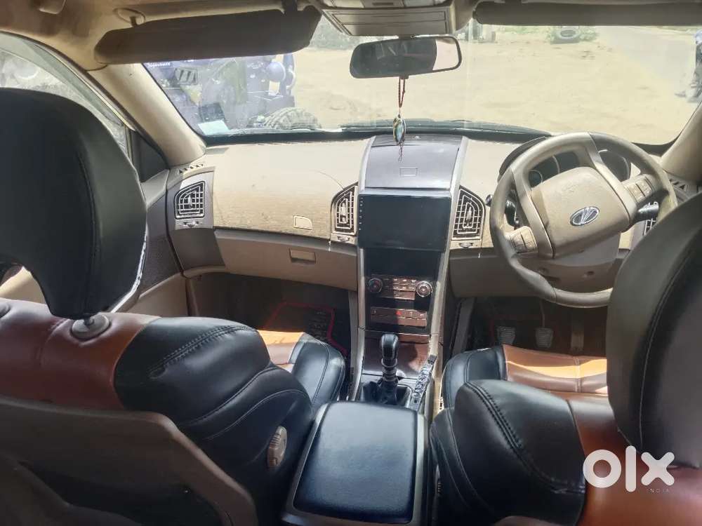 Mahindra Xuv500 2015 Diesel 120000 Km Driven