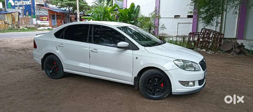 Skoda Rapid Elegance 2012 Diesel Fancy Number