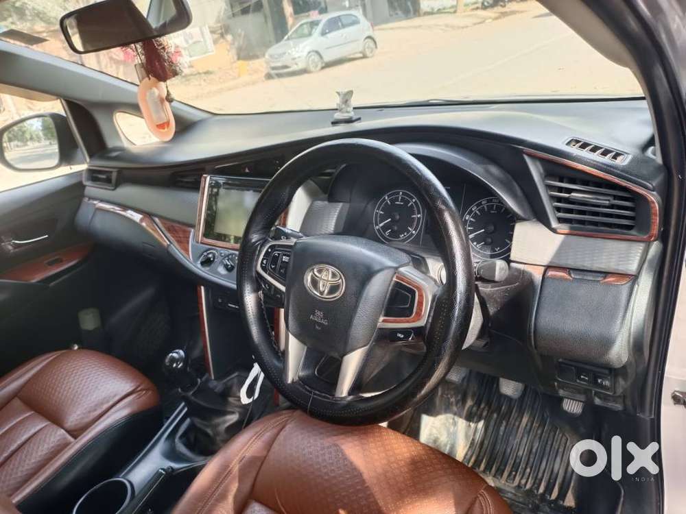 Toyota Innova Crysta 2.4 G Mt, 2019, Diesel