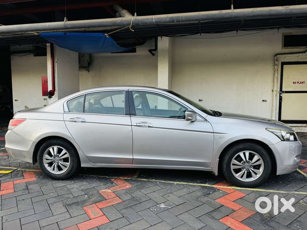 Honda Accord 2.4 Manual, 2011, Petrol