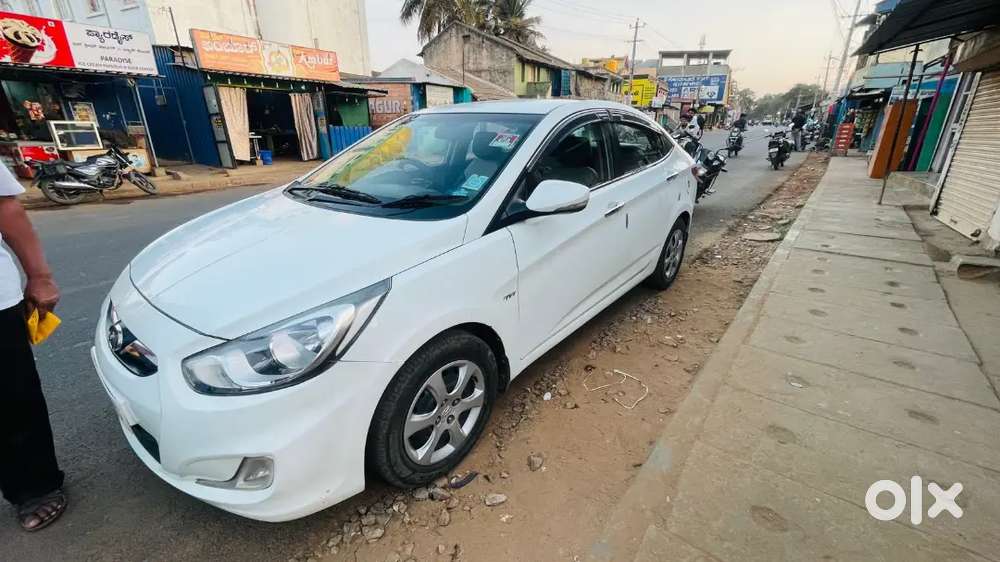 Hyundai Verna 2012 Petrol 52000 Km Driven