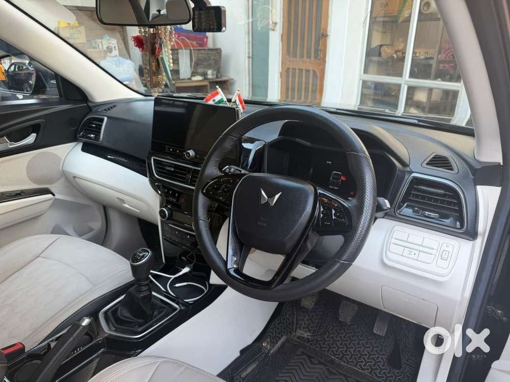 Mahindra Xuv 3xo 2024