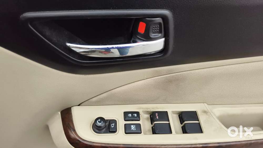 Maruti Suzuki Swift Dzire 1.2 Zxi Bsiv, 2018, Petrol
