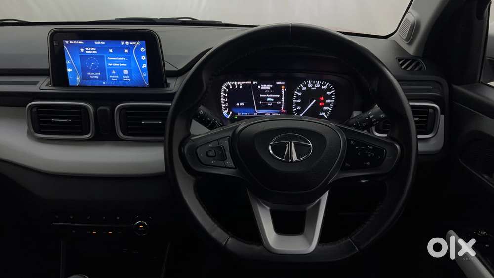 Tata Punch Creative Dual Tone Mt Sunroof, 2023, Petrol