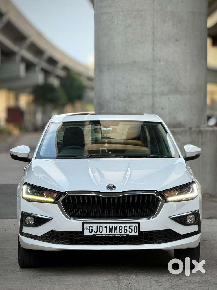 Skoda Slavia 1.0 Tsi Style, 2023, Petrol