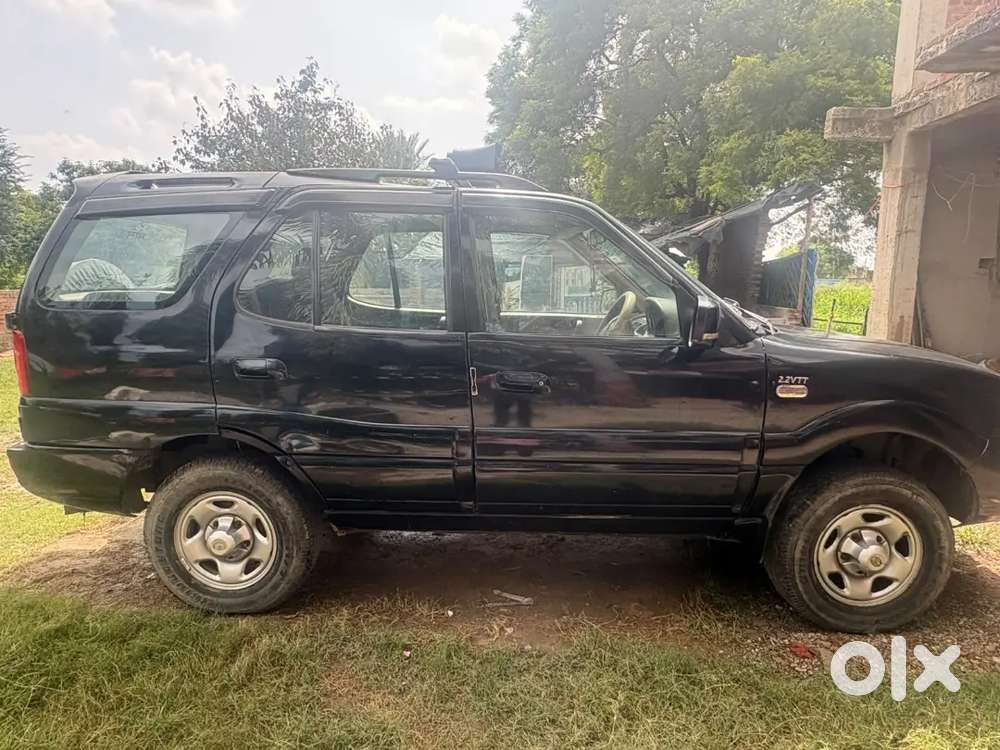 Tata Safari Storme 2012 With Diesel Engine