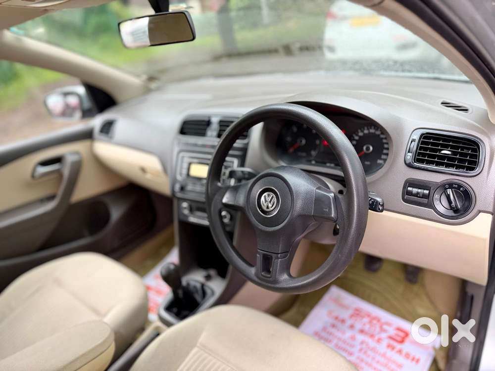 Volkswagen Vento Magnific 1.6 Comfortline, 2014, Diesel