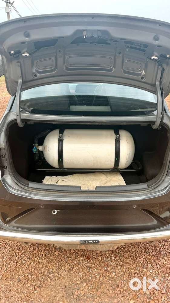 Hyundai Aura 2023 Cng