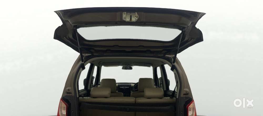Maruti Suzuki Wagon R Amt Vxi Option, 2017, Petrol