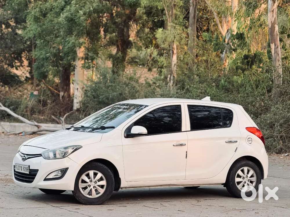 Hyundai I20 2013 Cng & Hybrids 147000 Km Driven