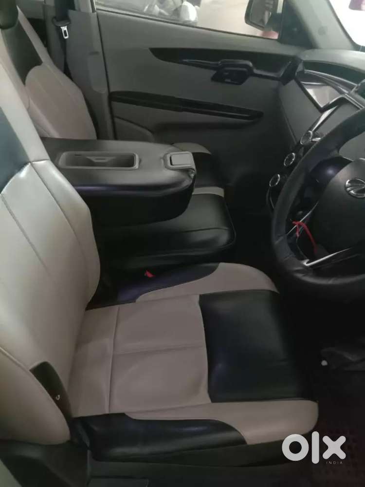 Mahindra Kuv 100 K4 6seater